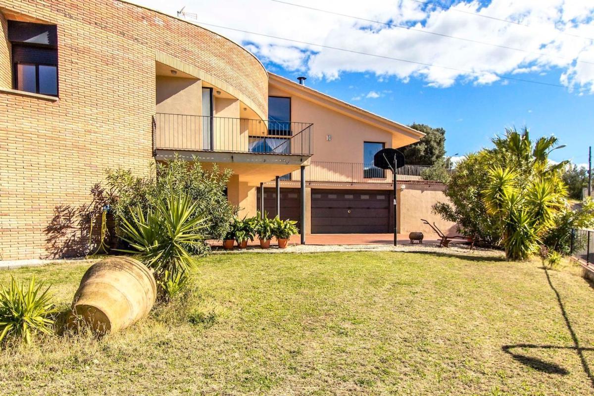 Catalunya Casas Stunning Modern Villa And Just Half Hour To Barcelona! Кальдес-де-Монбуй Экстерьер фото